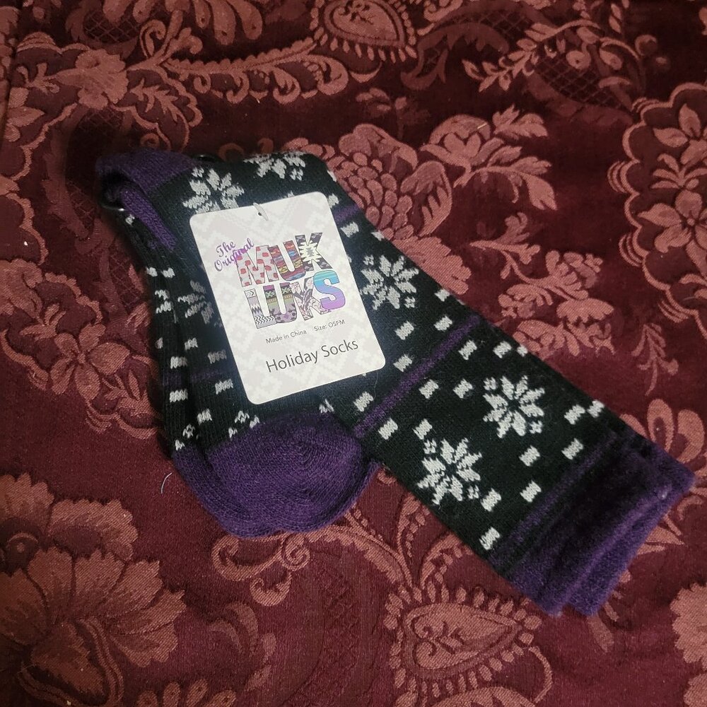 Muk Luk Snowflake Holiday Socks
